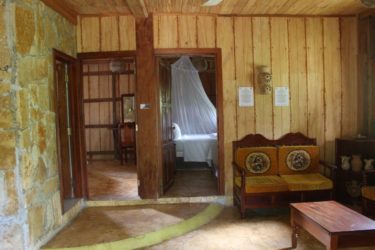 Hotel Nueva Alianza Frontera Corozal Extérieur photo